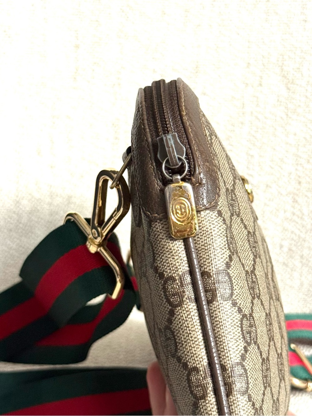 Authentic Gucci brown monogram supreme canvas crossbody bag red green accents GG - Picture 6 of 16